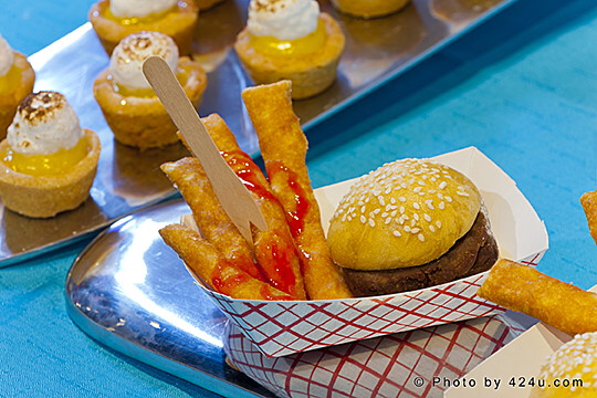 HL_burger_closeup