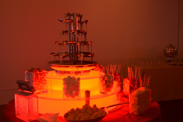 fountain_red